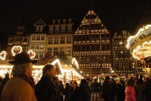 Weihnachten mit de Fraa Rauscher - Aane Kostümführung iwwern Weihnachtsmarkt